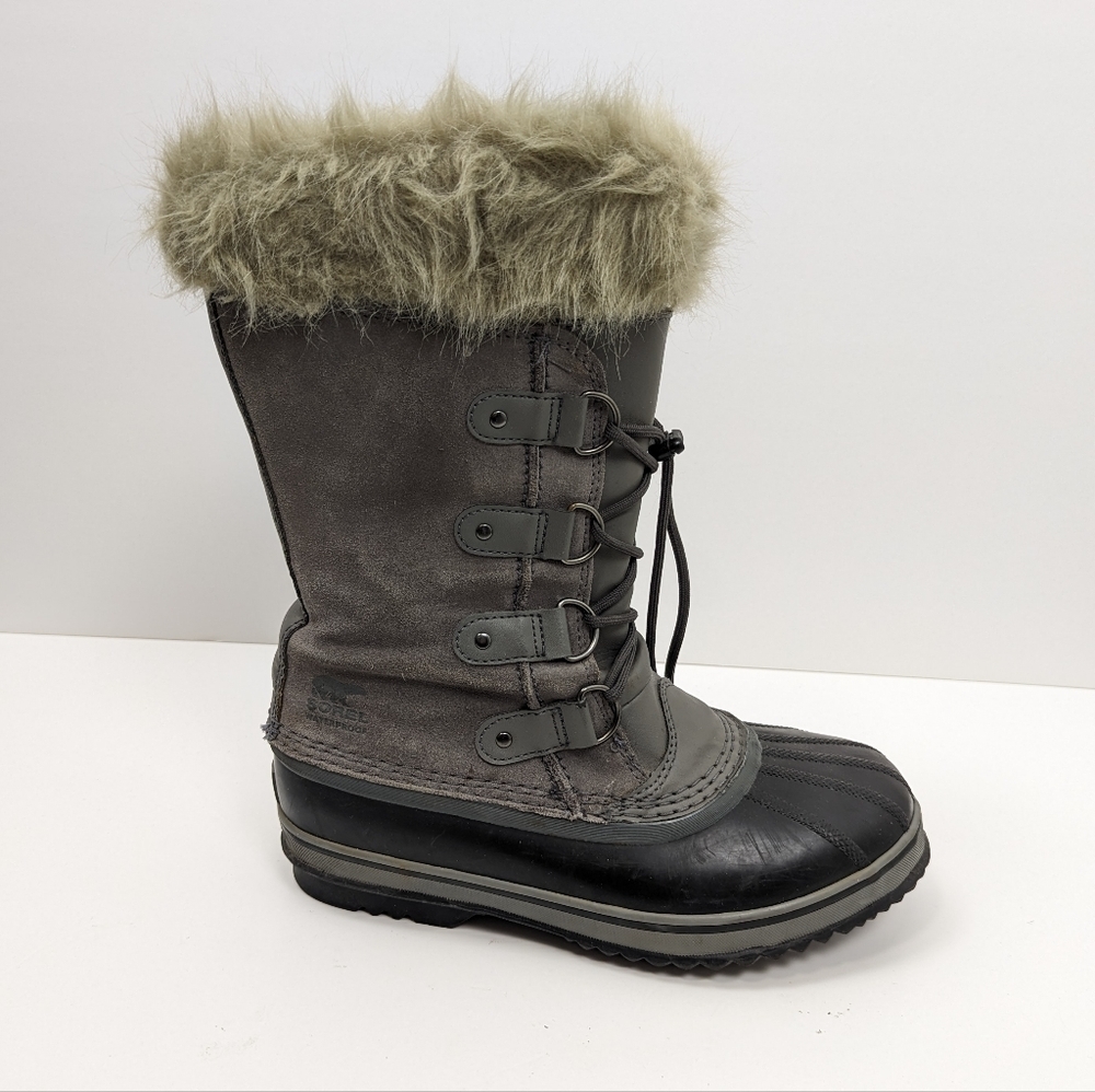 Sorel Women's Waterproof Winter Boots with Faux Fur Cuff Size 6